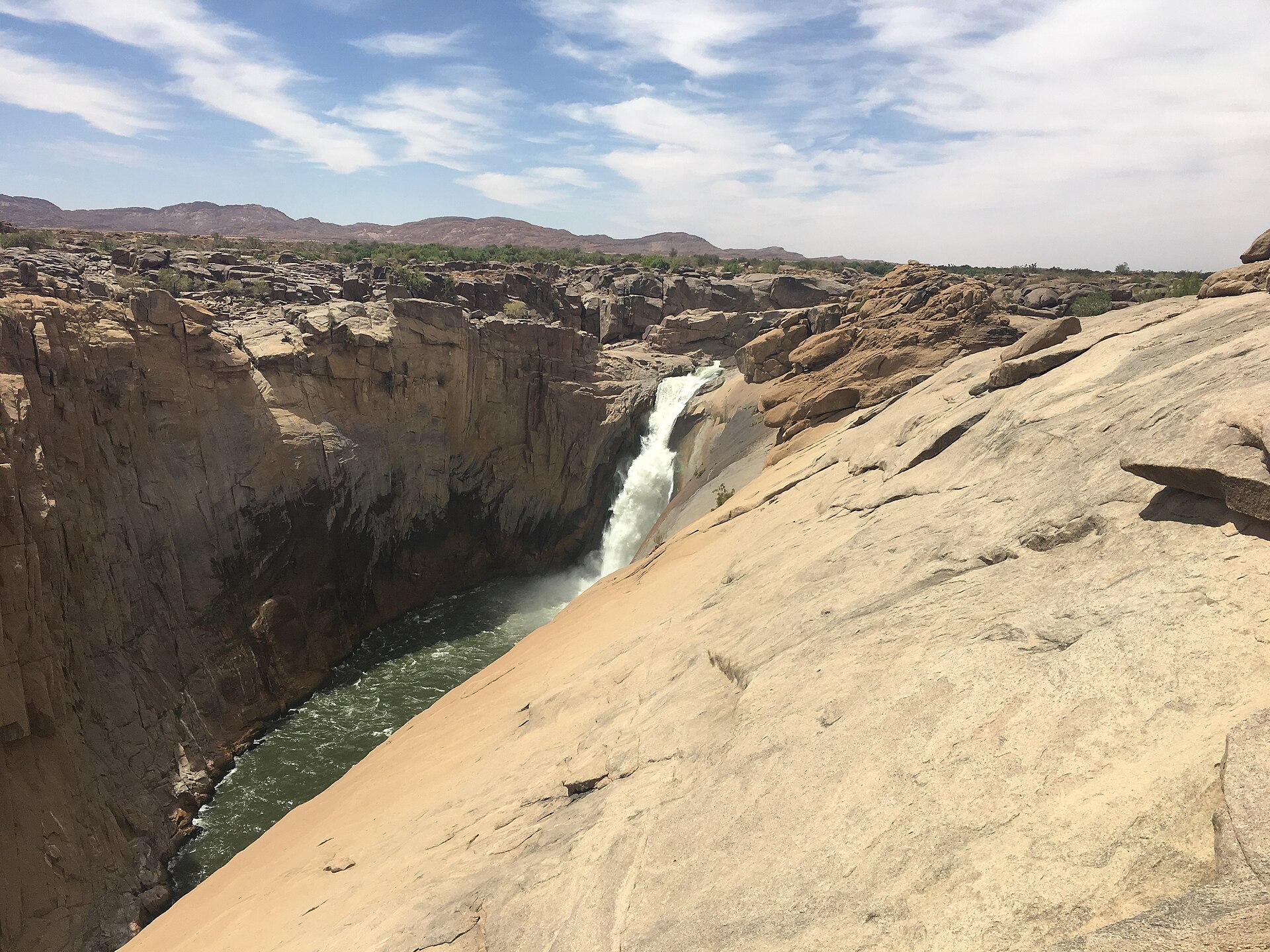 Augrabies Falls in the Orange River gorge